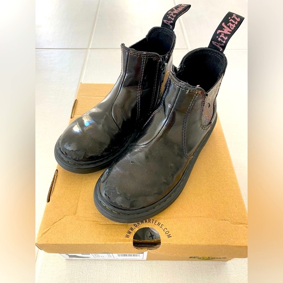Dr. Martens boots girl / child size 12 - Picture 2 of 11
